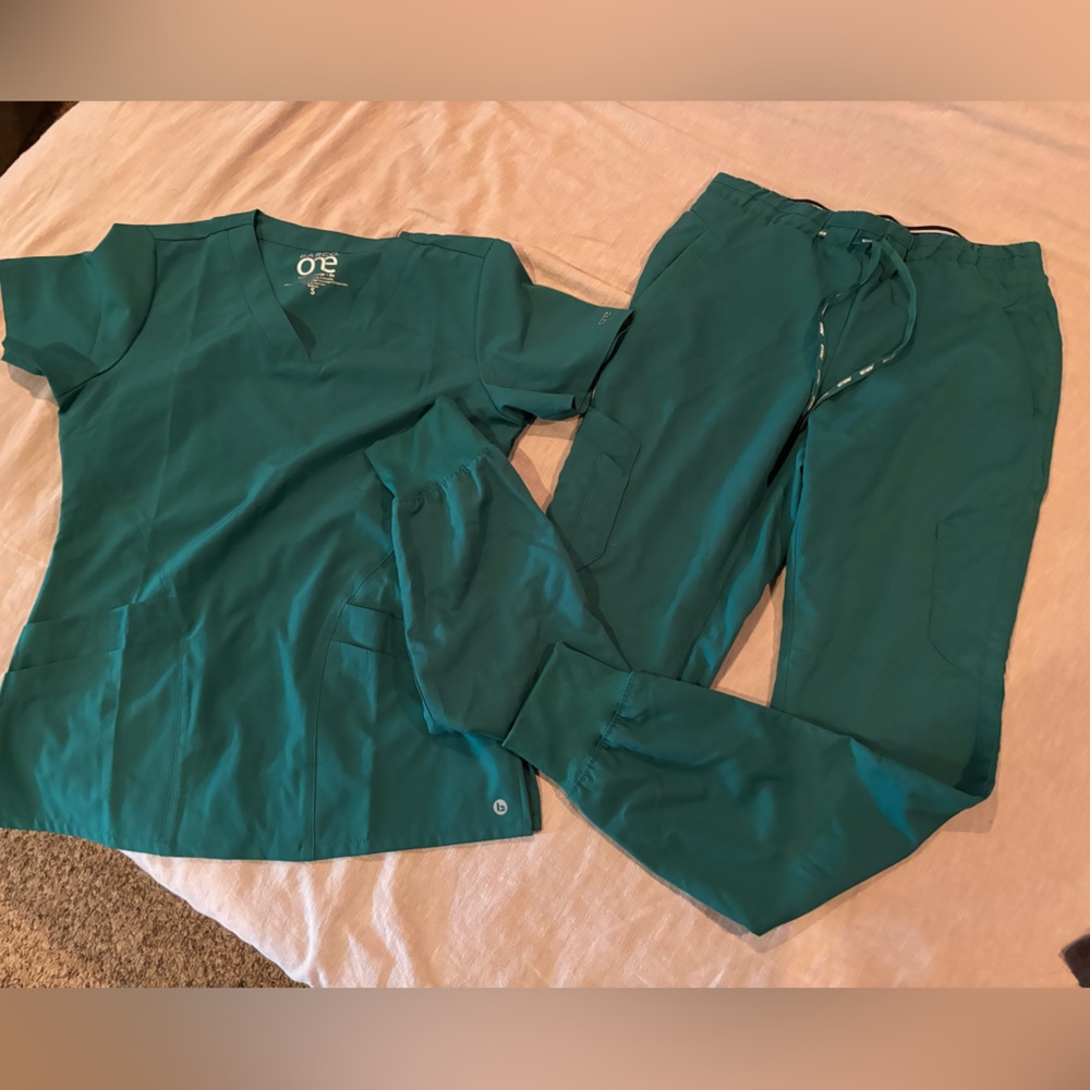 Grey’s Anatomy Scrub Set